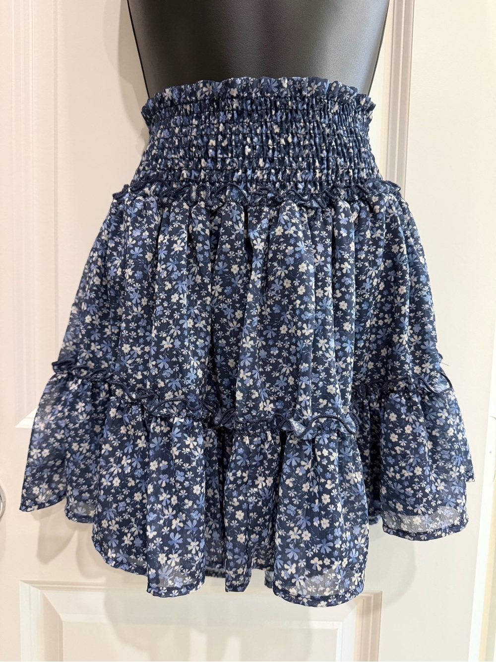 Altar’d State Navy Floral Smocked Tiered Ruffle Mini Skirt Size Medium